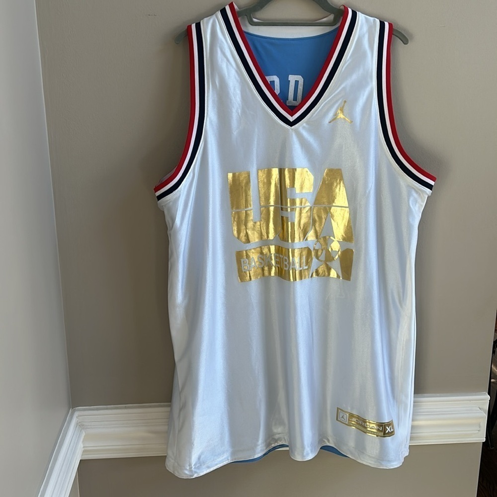 Michael Jordan UNC USA Reversible Basketball Jersey Size XL - Picture 9 of 16